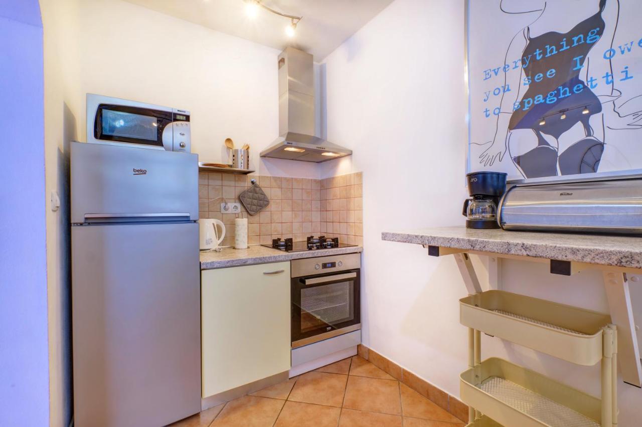 Sven Apartment Veli Losinj Exterior photo